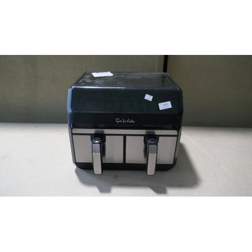 6012 - Sur La Table Air Fryer - Eu - This lot requires a UK adapter (334-156) *This lot is subject to Vat