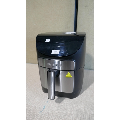 6057 - Gourmia Air Fryer 7Qt - Eu  - This lot requires a UK adapter (334-170) *This lot is subject to Vat