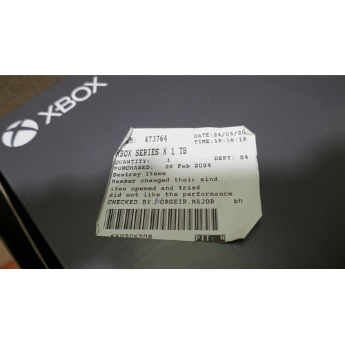 6113 - Xbox Series X 1 Tb Gaming Console with Controller - This lot requires a UK adapter (334-604) *This l... 