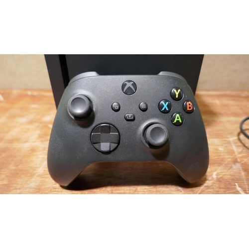 6115 - Xbox Series X 1 Tb Gaming Console with Controller - This lot requires a UK adapter (334-617) *This l... 