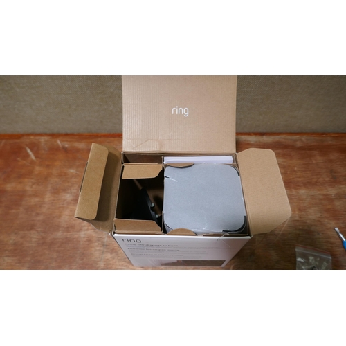 6116 - Ring Spot Light Plus pack - This lot requires a UK adapter (334-611) *This lot is subject to Vat