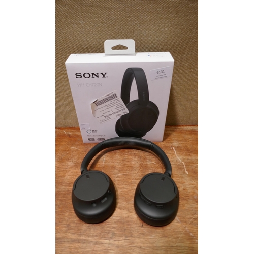 6131 - Sony Headphones -  Whch720Nb - This lot requires a UK adapter (334-612) *This lot is subject to Vat