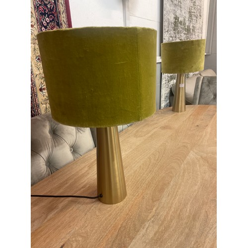 3021 - A pair of brass table lamps with olive green shades