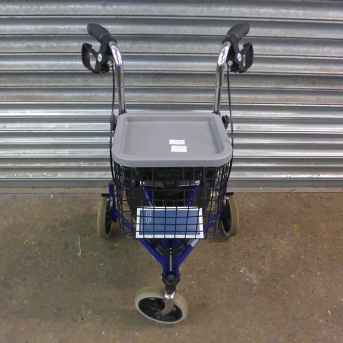 5151 - A lightweight tri-walker