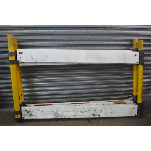 5153 - 3 safety barriers