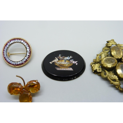 1009 - A pill box with micro-mosaic lid, a fob, a micro-mosaic plaque, three brooches, etc., (four stone br... 