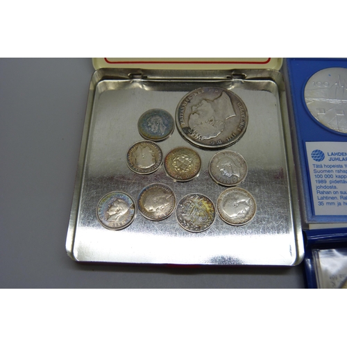 1021 - Five Finnish silver coins including skiing championships and a collection of British silver coins, 1... 