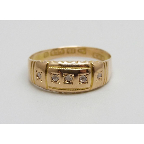 1028 - A Victorian 15ct gold and diamond ring, Chester 1876, 1.6g, N