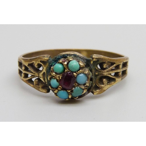 1037 - A Victorian turquoise and ruby cluster ring, marked 15C, 2.1g, N