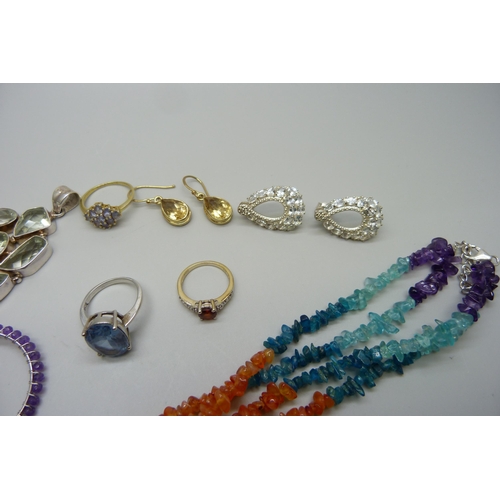 1044 - A collection of silver and gemstone jewellery including Gemporia