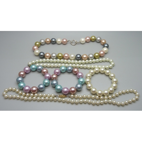 1108 - A collection of simulated pearl necklets and bracelets