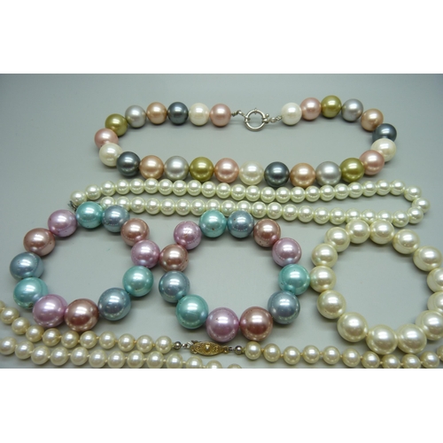 1108 - A collection of simulated pearl necklets and bracelets