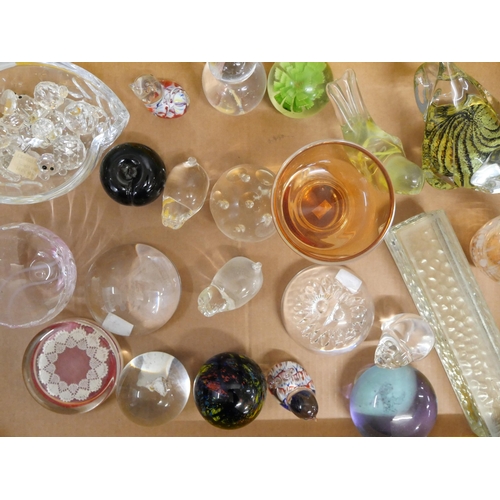 1118 - A collection of glass including Caithness, paperweights, bowls and Swarovski crystal animals (a/f fo... 