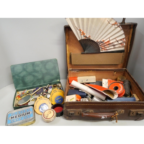 1125 - A small case of assorted items including whistles, badges, advertising, etc. **PLEASE NOTE THIS LOT ... 