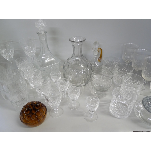 1154 - Two boxes of mixed crystal and glass **PLEASE NOTE THIS LOT IS NOT ELIGIBLE FOR IN-HOUSE POSTING AND... 