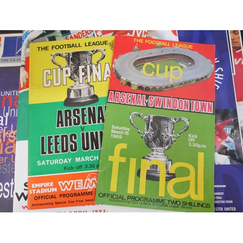 700 - Sporting memorabilia; Arsenal Wembley games, 16 match programmes