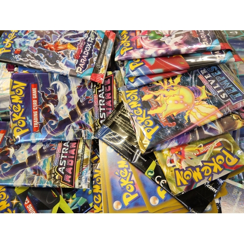 746 - A box of Pokémon cards, English, Japanese, Chinese and base cards