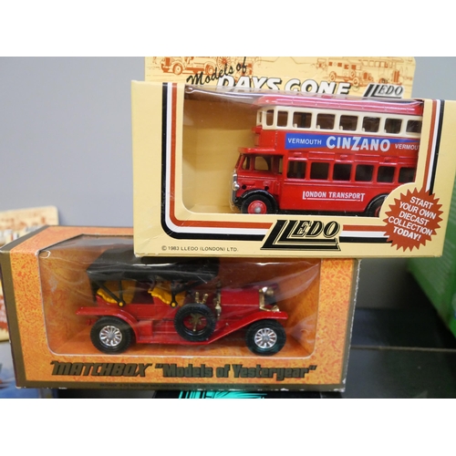 780 - A collection of toys, die-cast models including a Dinky lawn mower, Corgi Carrosse Royal, cigarette ... 