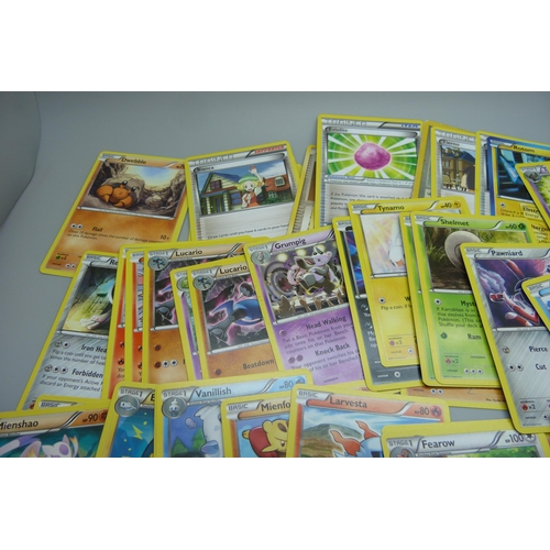 825 - 50 vintage Pokémon cards