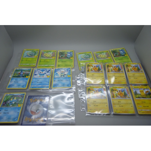 827 - A collection of Pokémon cards