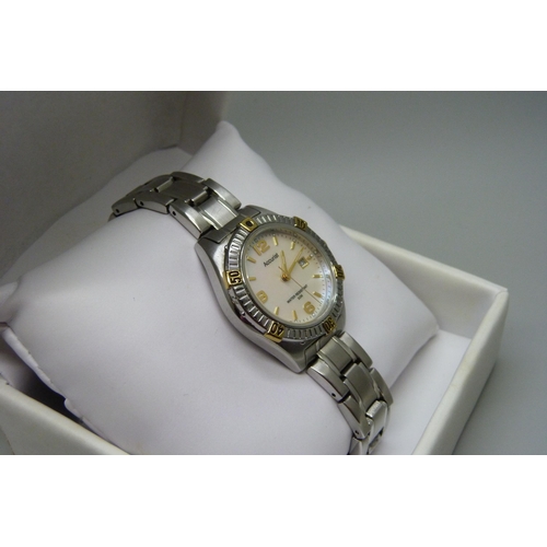 831 - A lady's Accurist wristwatch with mother of pearl dial