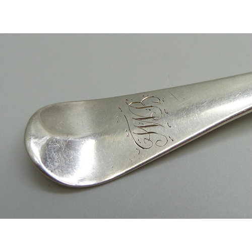 857 - An early George III silver serving spoon, Richard Rugg, London 1762, 50g