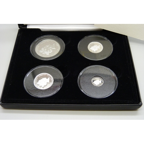 866 - A 2017 Alderney Platinum Wedding Platinum Proof Sovereign Collection, four 999.5/1000 platinum coins... 