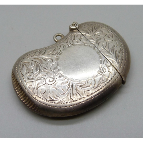 871 - A silver vesta case, Birmingham 1921