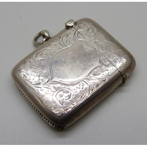 879 - A silver vesta case, Birmingham 1919