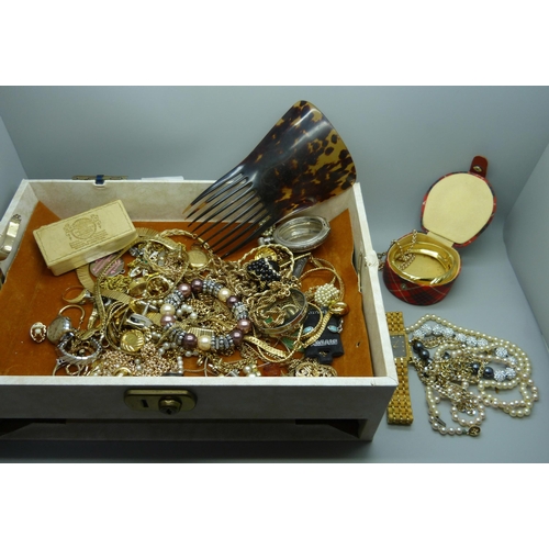 907 - Costume jewellery, wristwatches, a magnifying glass, etc.