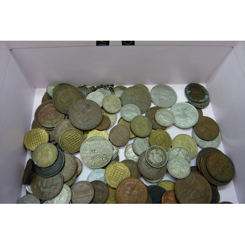 909 - Approximately 200 coins including 47 silver 3d coins, mainly British coins