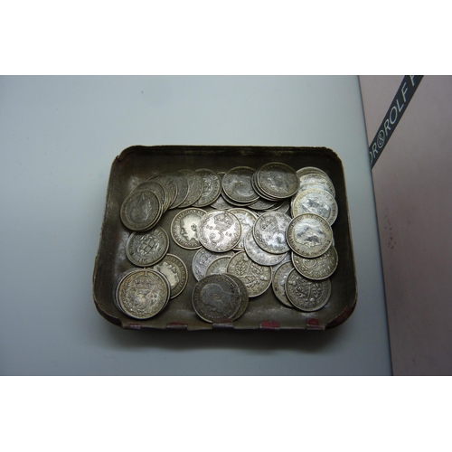 909 - Approximately 200 coins including 47 silver 3d coins, mainly British coins