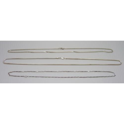 943 - Three silver neck chains, 29g