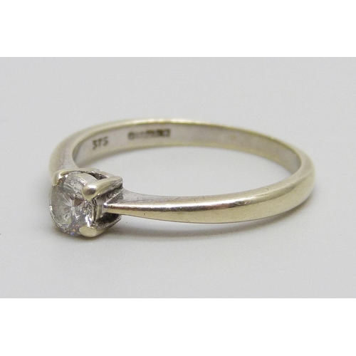 974 - A 9ct white gold ring set with a .25ct diamond, 1.8g, L