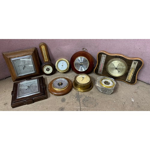 312 - A collection of barometers (9)