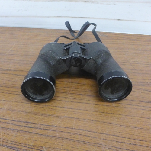 5091 - A pair of Swift Newport Mk II binoculars