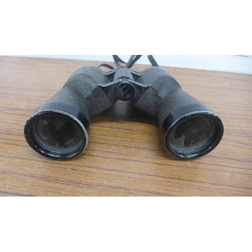 5091 - A pair of Swift Newport Mk II binoculars