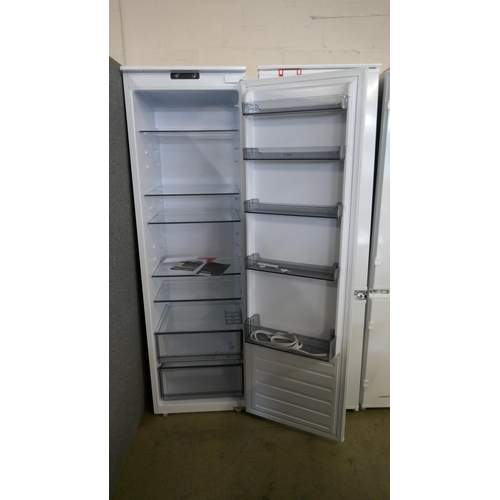 4001 - CDA Integrated Tower Fridge H1780xW540xD545  - Model no -FW821 (458-79) *This lot is subject to Vat