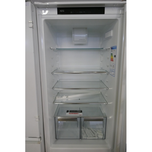 4007 - AEG 70/30 Fridge Freezer (Frost Free) H1772xW540xD549  - Model no -SCE8181VTS (458-73) *This lot is ... 