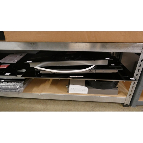 4015 - 3x Mixed Style/Brand Hobs (All Damaged) to include: Miele Venting Hob (458-102,103,218) *This lot is... 