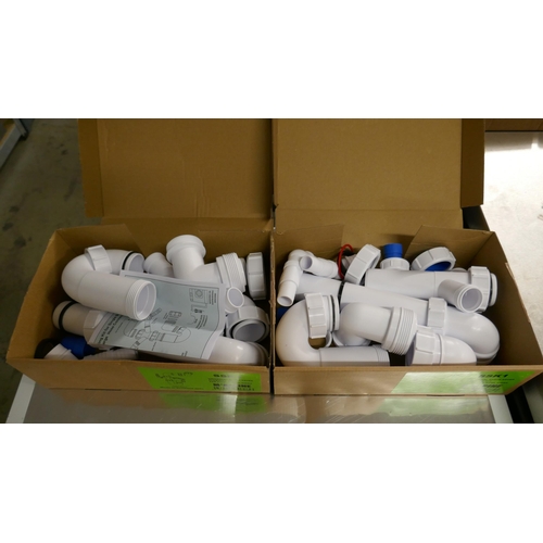 4022 - 2 x Mcalpine Space Saver Plumbing Kits (458-10,11) *This lot is subject to Vat