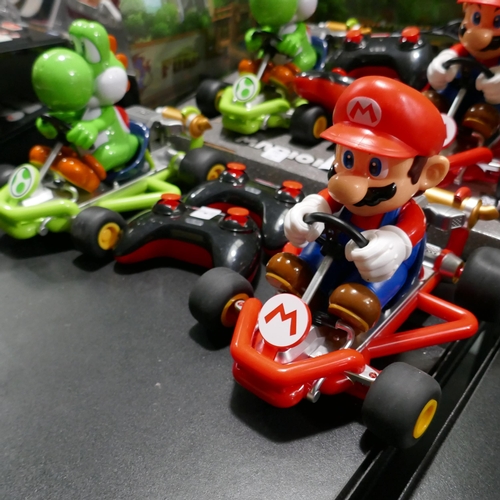 6331 - 2 x Mario Karts 2 pack (334-406,407) *This lot is subject to Vat