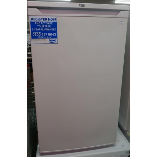 5135 - A Beko F47066 freezer