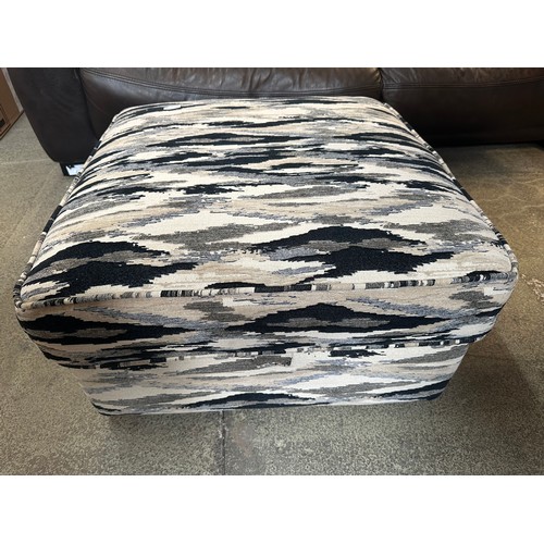 3221 - A ink blue patterned storage footstool