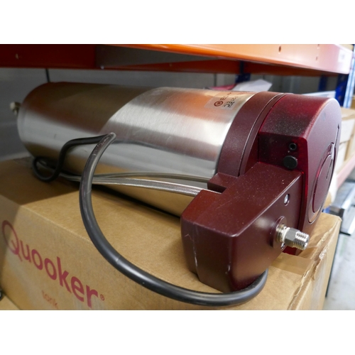 4048 - Quooker Flex 3N1 Boiling Water Chrome Tap  and Quooker PRO3-VAQB 3L Water Tank (458-158) *This lot i... 