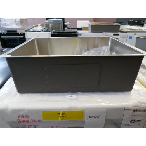 4064 - Stainless Steel Square 1.0 Bowl Sink (458-17) *This lot is subject to Vat