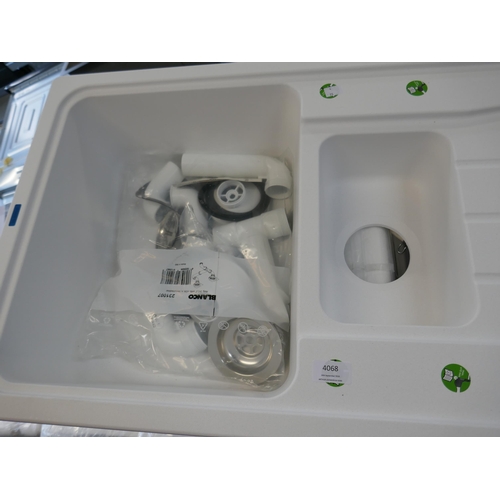 4068 - Minorca Composite 1.5 Bowl White Sink with Drainer  - Model no -BL467779 (458-28) *This lot is subje... 