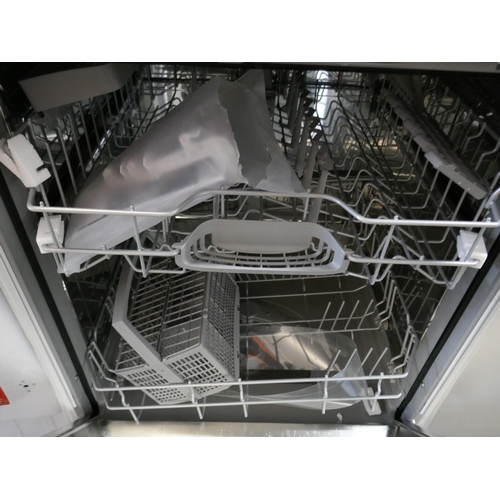 4069 - Neff Integrated Dishwasher (Damage to Corner of Door) (458-212) *This lot is subject to Vat