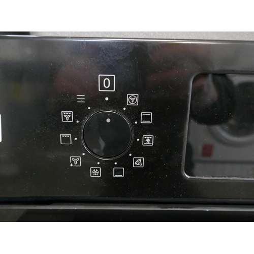 4082 - Zanussi Single Black Oven (458-98) *This lot is subject to Vat