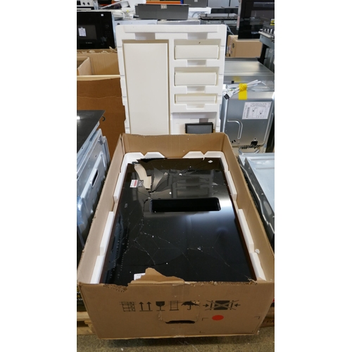 4169 - AEG FlexZone Induction Venting Hob (Broken) H220xW780xD520  (458-199) *This lot is subject to Vat